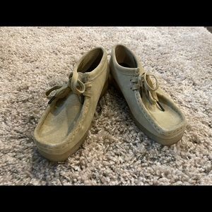 Clarks women’s loafers sz 7.5